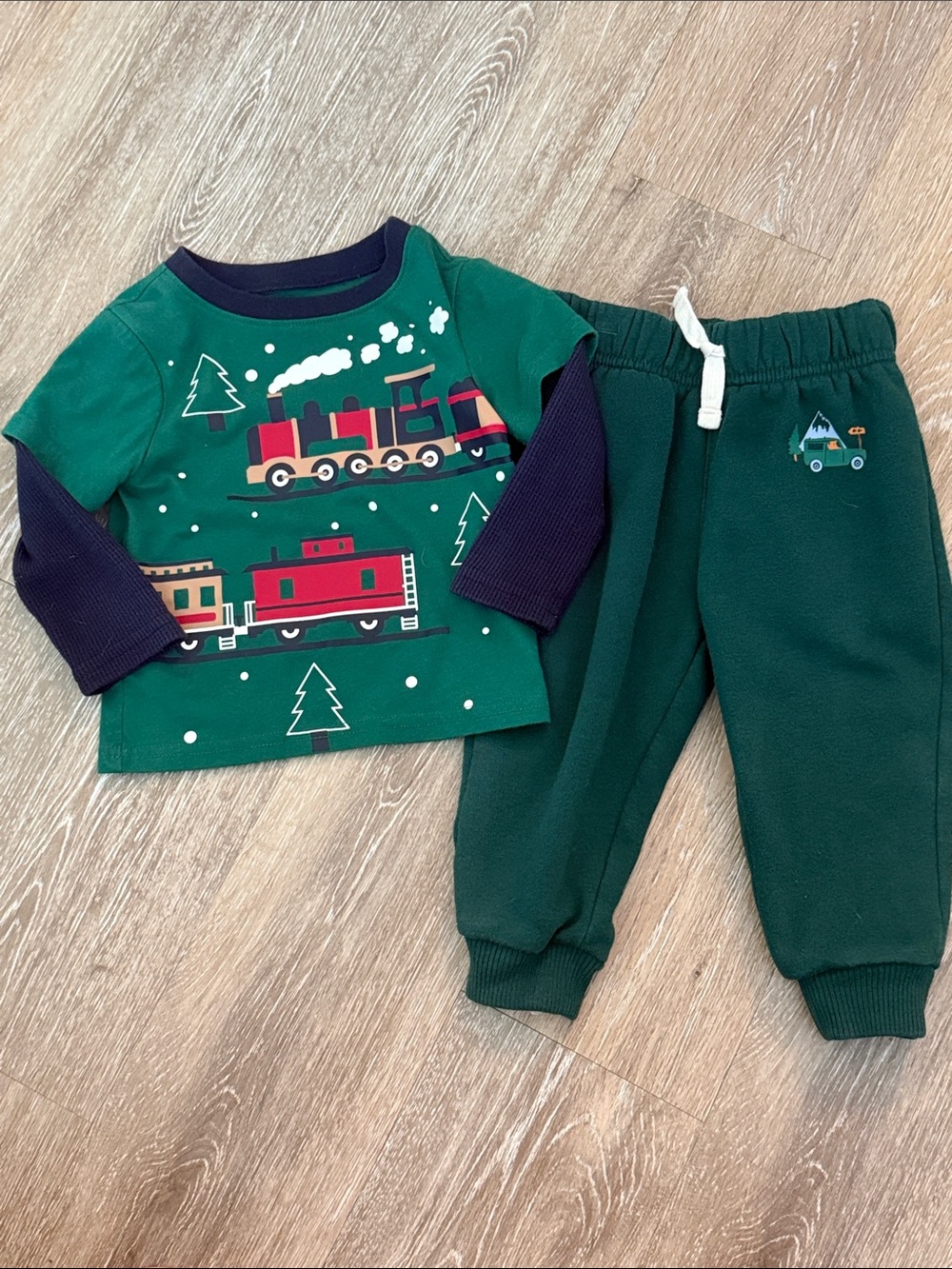 The Childrens Place Baby Boy Winter Train Jeep Green Joggers Shirt Outfit Set - Picture 3 of 16